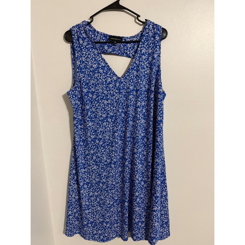 Fortune + Ivy Blue Floral Sleeveless V-Neck Back Cutout Shift Dress Plus Size 1X